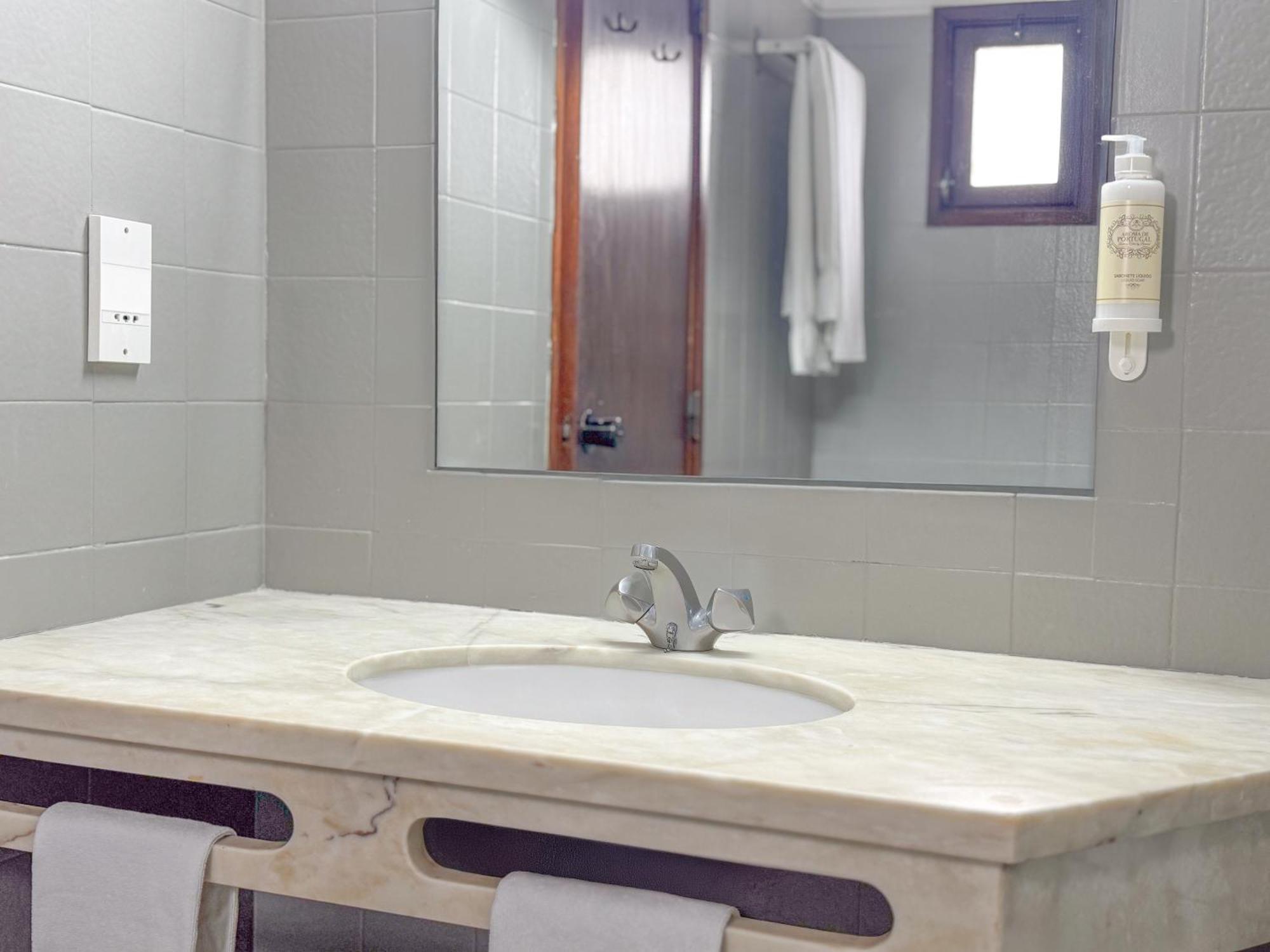 Aura Village -